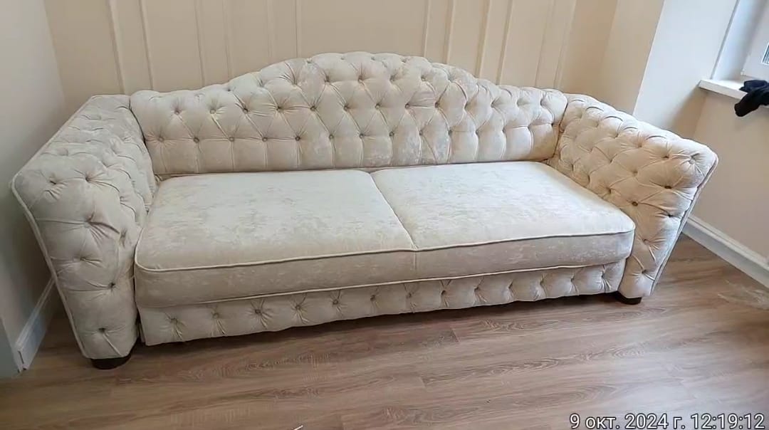 Замена обивки дивана на дому. Академическая